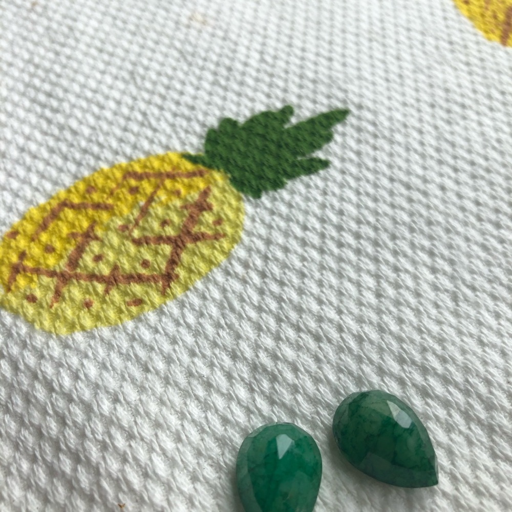 Pear Shape Loose Emerald Gemstone (Pair of 2) - Picture 3 of 9